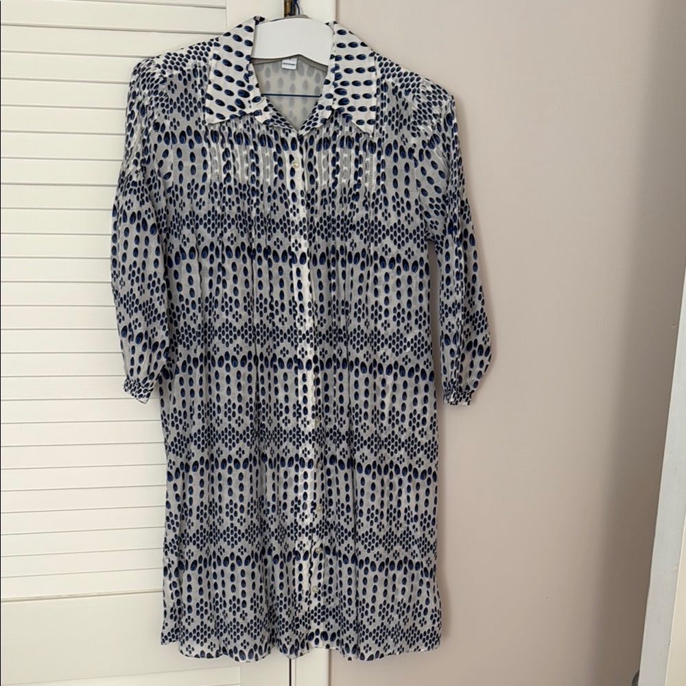 Diane Von Furstenberg Blue and White Dress with Notched Collar